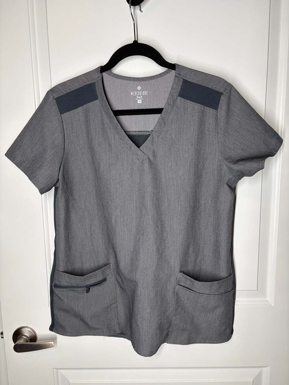 Med Couture Touch V-Neck Tuck-In Scrub Top Medium Heather Gray